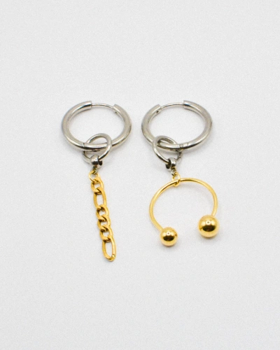 Miniature du produit Boucles d’Oreilles Asymétriques en Acier Inoxydable avec Chaînes et Piercing Dorés #4