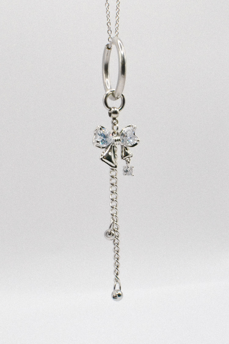 Photo du bijoux :  Mono boucle en acier inoxydable avec noeud brillant #3