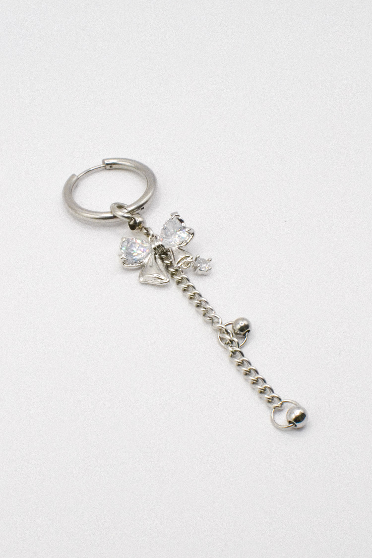 Photo du bijoux :  Mono boucle en acier inoxydable avec noeud brillant #1