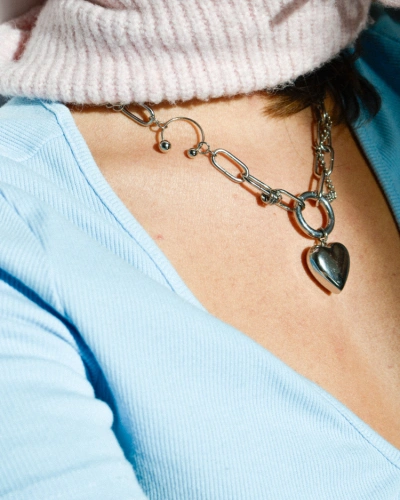 Miniature du produit Collier grosse chaîne argentée et pendentif coeur #6