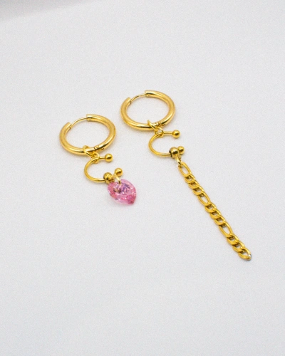 Miniature du produit Boucles d’oreilles “Léna” – Cœur Rose & Chaîne Dorée #2