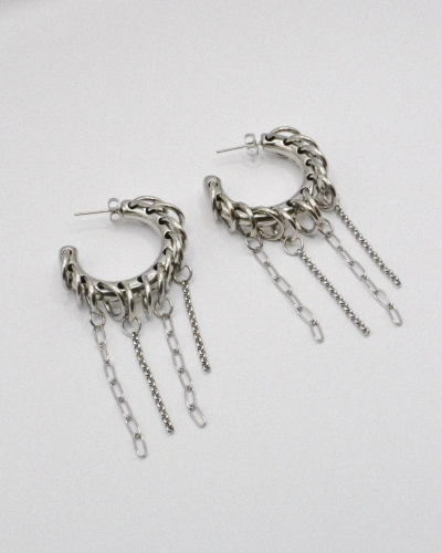Miniature du produit Boucles d’oreilles “Cassie” argentées – Chaînes Argentées & Anneaux Argentés #2