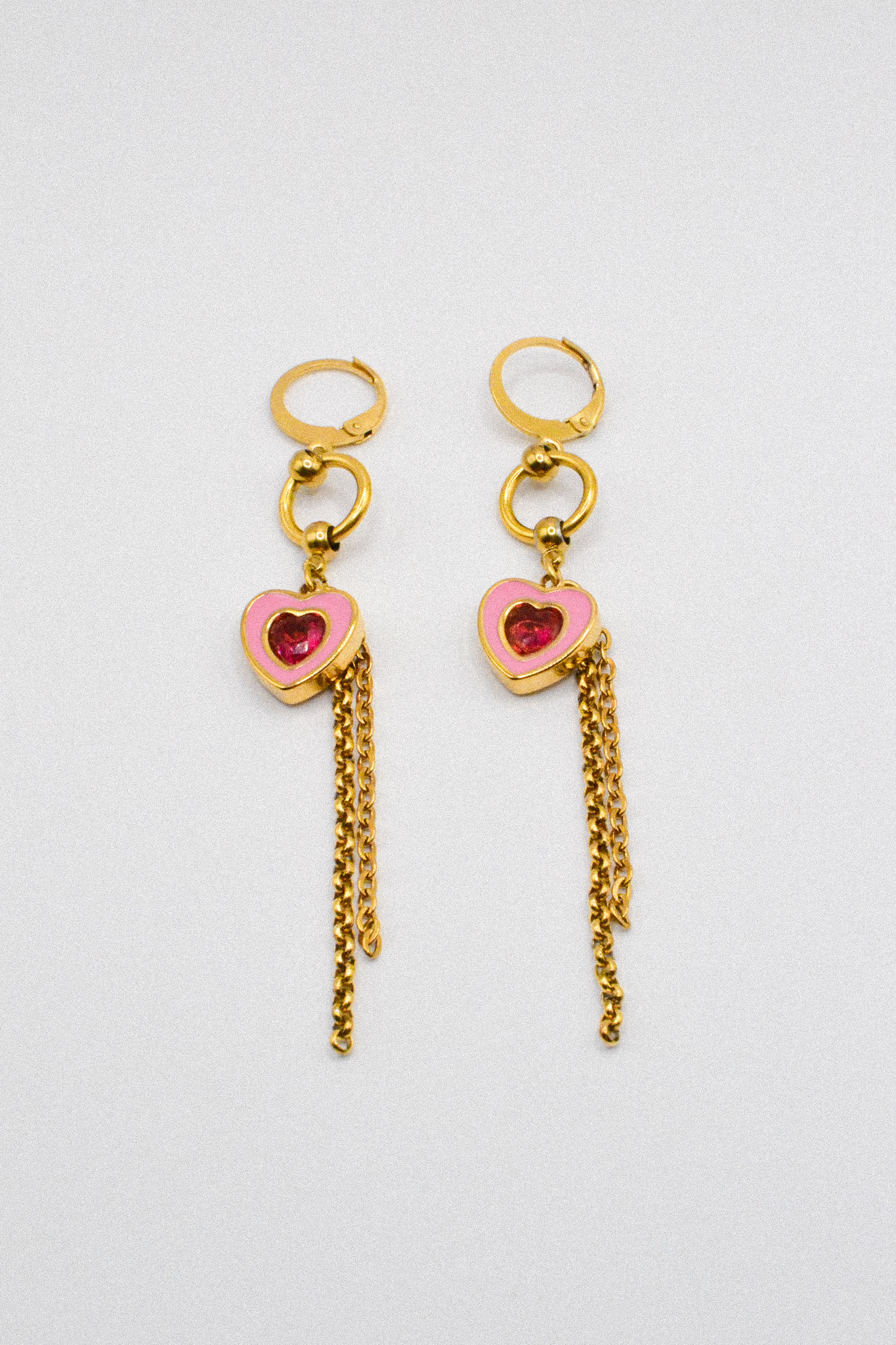 Photo du bijoux :  Boucles d'oreilles "Cupid’s Off Duty" - acier inoxydable doré #3