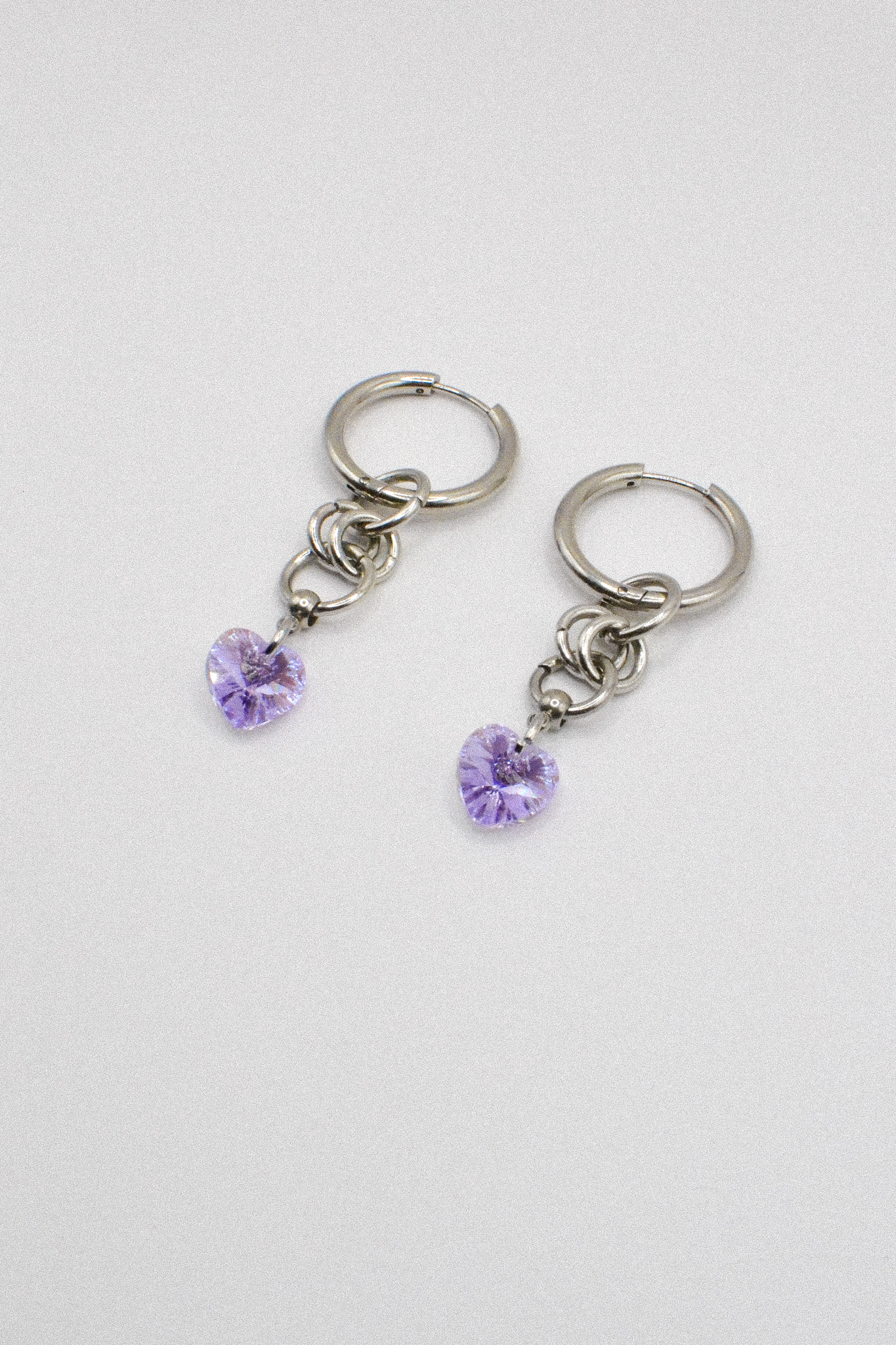 Photo du bijoux :  Boucles d'oreilles "Toxic Crush" - acier inoxydable argenté et coeur Purecrystal #3