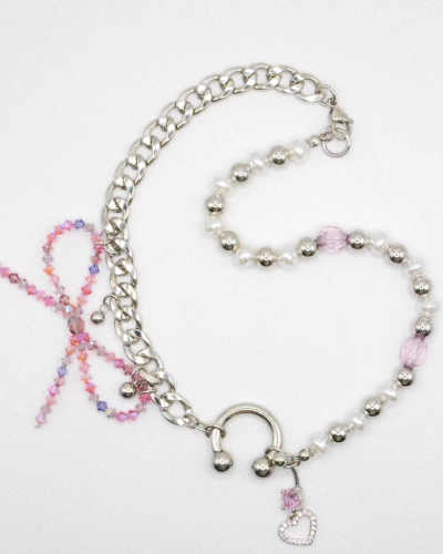 Miniature du produit Collier “Kitty Chain” – Chaîne argentée, perles et cœur rose - Pièce unique perles upcyclées #4