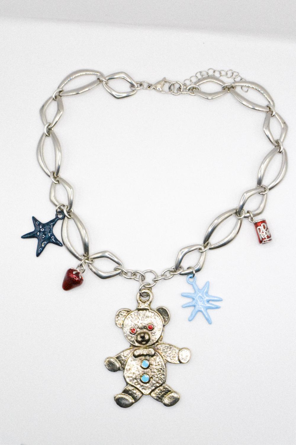 Photo du bijoux :  Collier "Teddy's mama" - pièce unique avec charms ourson argenté #2