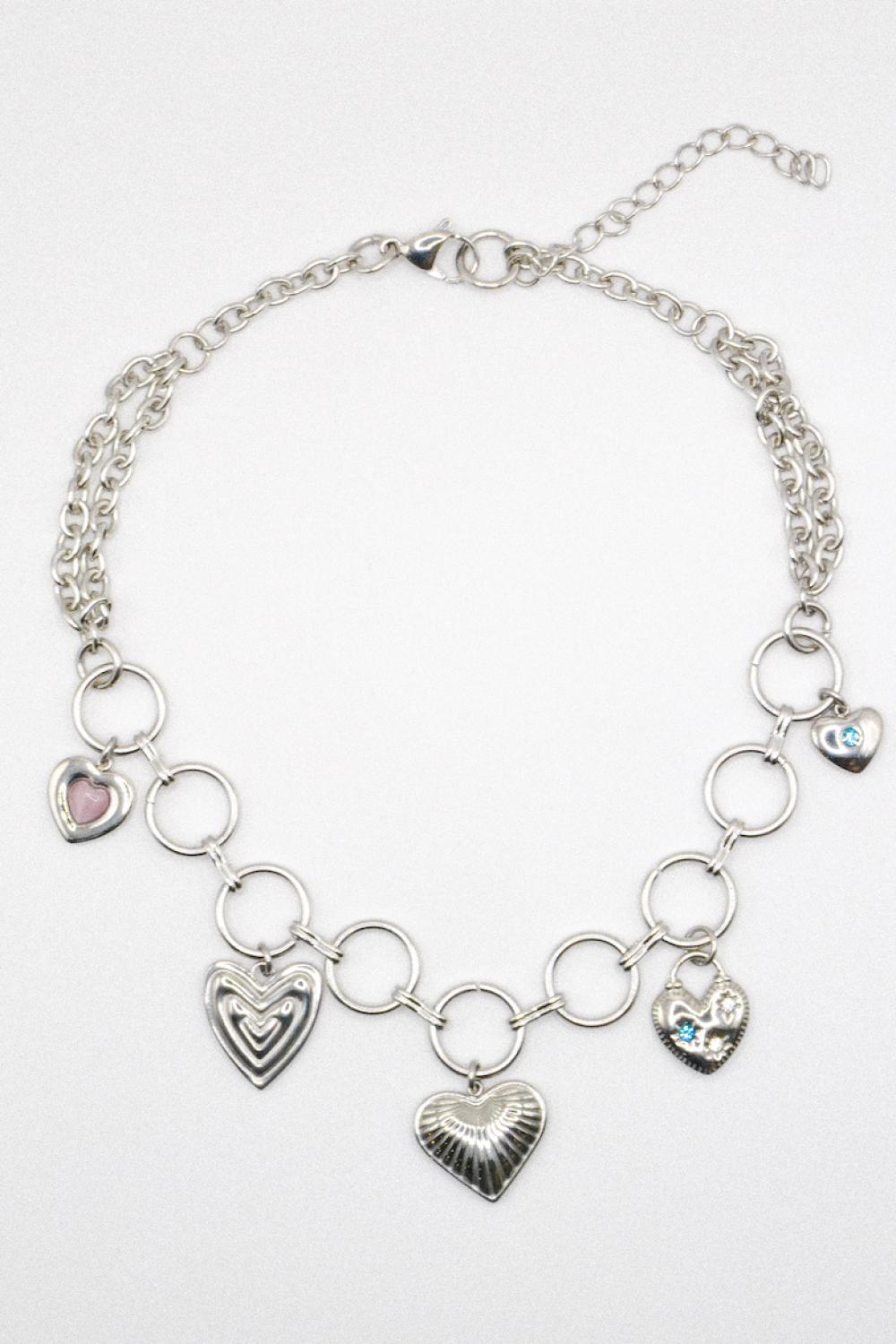 Photo du bijoux :  Collier "Crush Me Not" - acier inoxydable charms coeurs  #3