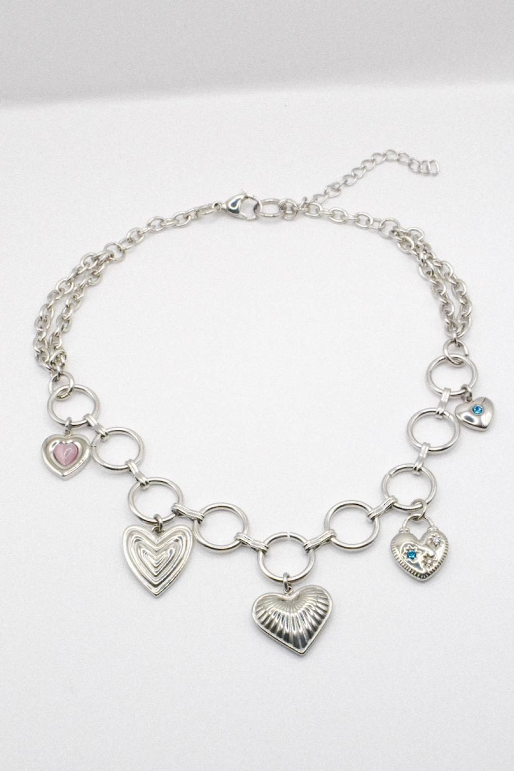 Photo du bijoux :  Collier "Crush Me Not" - acier inoxydable charms coeurs  #4